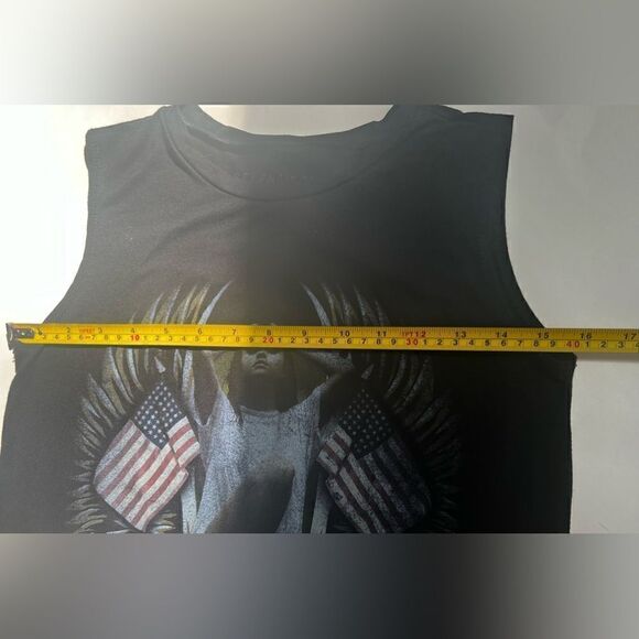 Selena Gomez Muscle Tank Top Size Small 2019 Revival Black Sleeveless Curved Hem - Picture 3 of 5